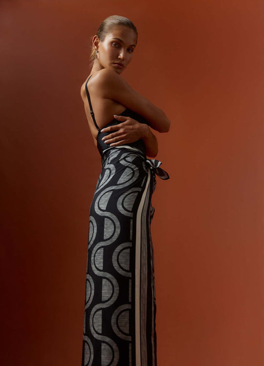 Harmony Long Sarong - Black