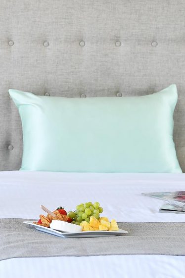 100% Mulberry Silk Pillowcases - Mint